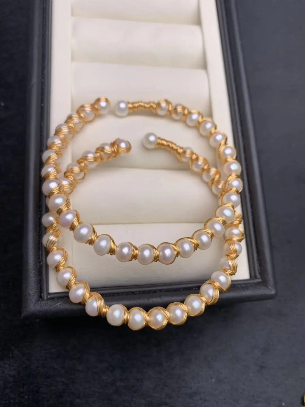 Pearl bracelet Braceora