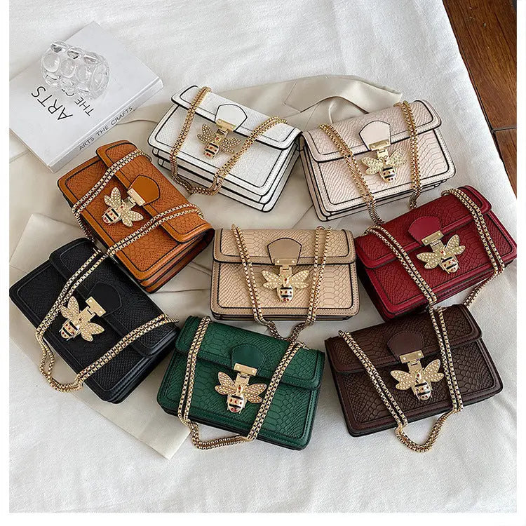 Fashionable Stylish Chain Shoulder Trendy Retro Messenger Bag Braceora