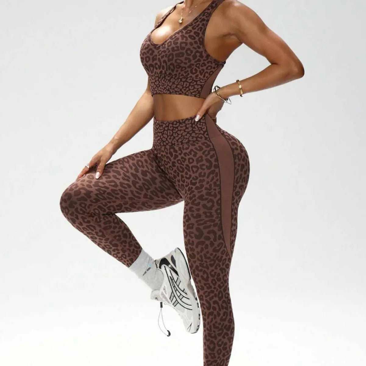 Leopard-Print Seamless Yoga Bra And Peach-Butt Leggings Set Braceora