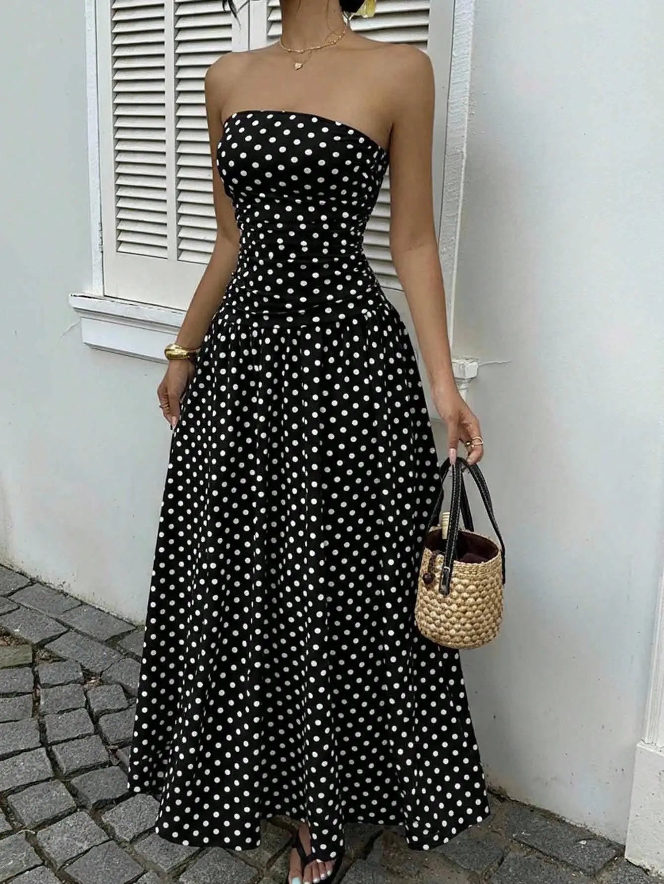 Off-the-shoulder Polka-dot A-line Waist-cinched Figure-flattering Dress Braceora