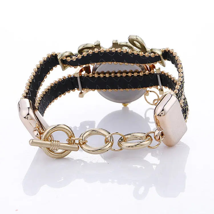Accessoire montre bracelet chic et brillant