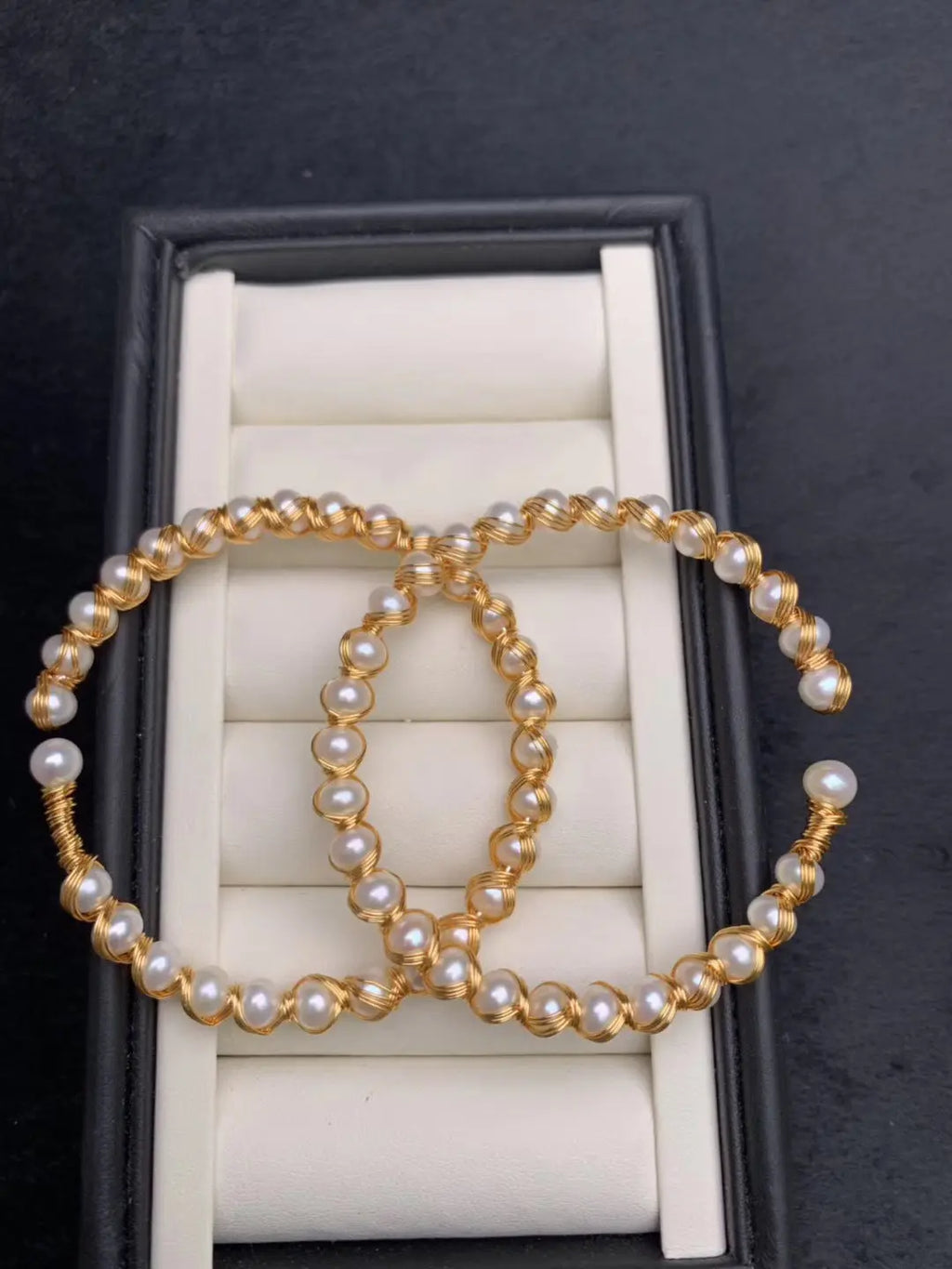 Pearl bracelet Braceora
