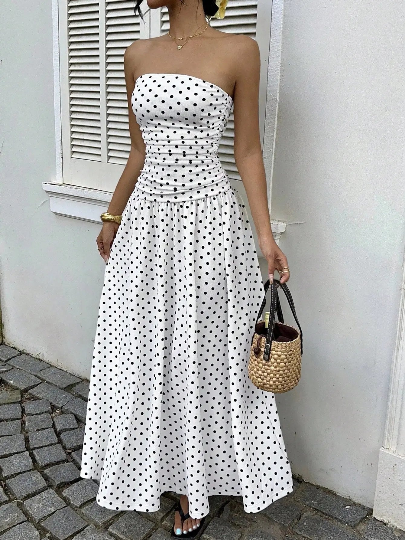 Off-the-shoulder Polka-dot A-line Waist-cinched Figure-flattering Dress Braceora