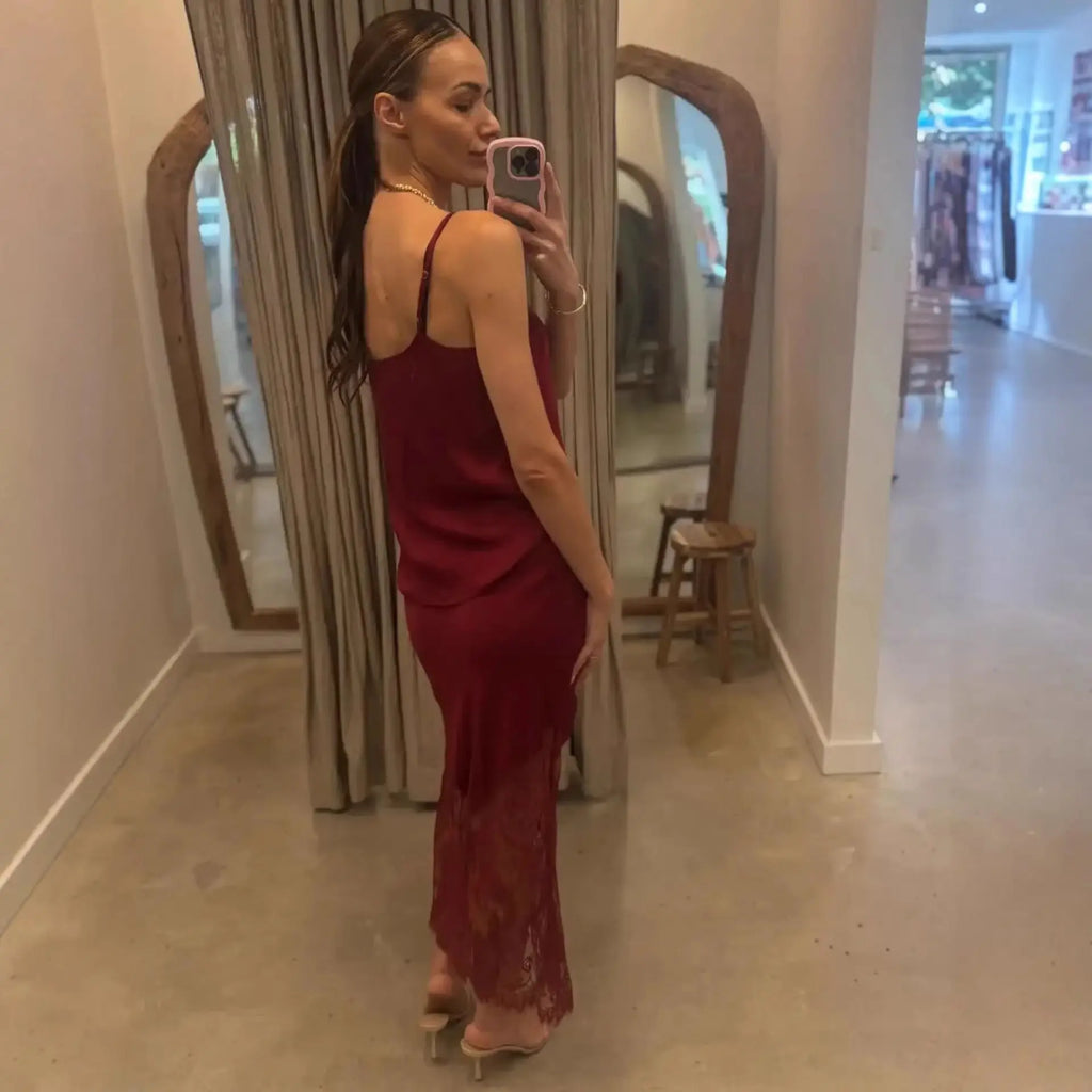 Jupe femme en dentelle style chic et raffin