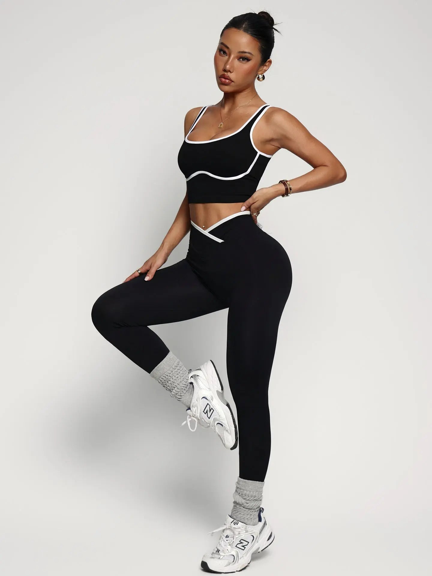 Tenue activewear stylée et confortable pour yoga ou fitness