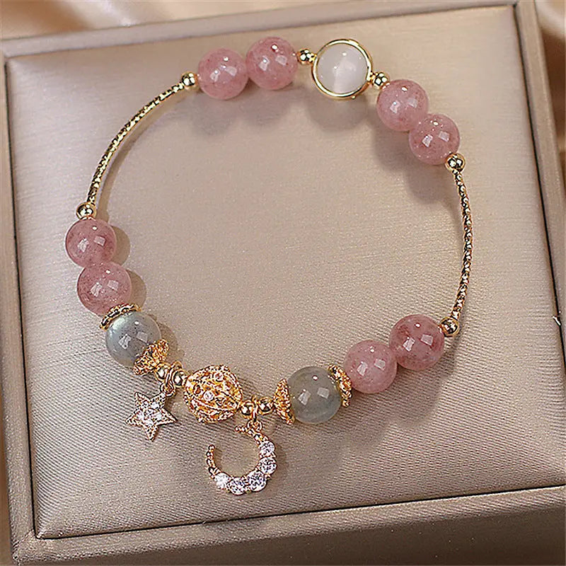 Bracelet délicat pour femmes avec charms étoiles